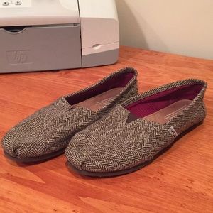 Toms shoes